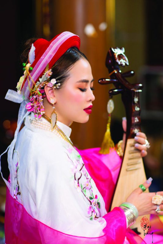 ảnh Tạ Phương Thảo