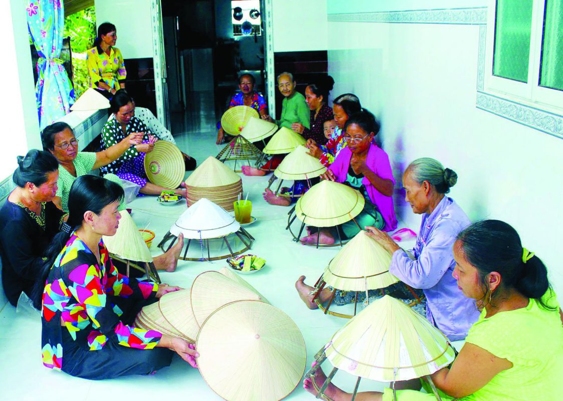 Lang Nghe Cham Non La Can Tho 1