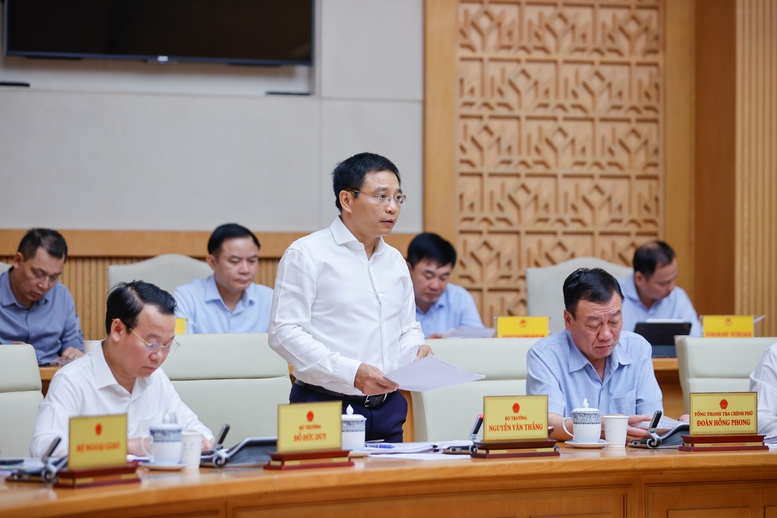 Kinh Tế