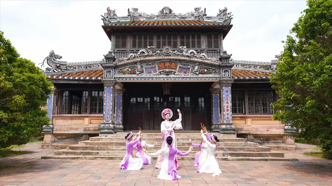 Hoa Hậu