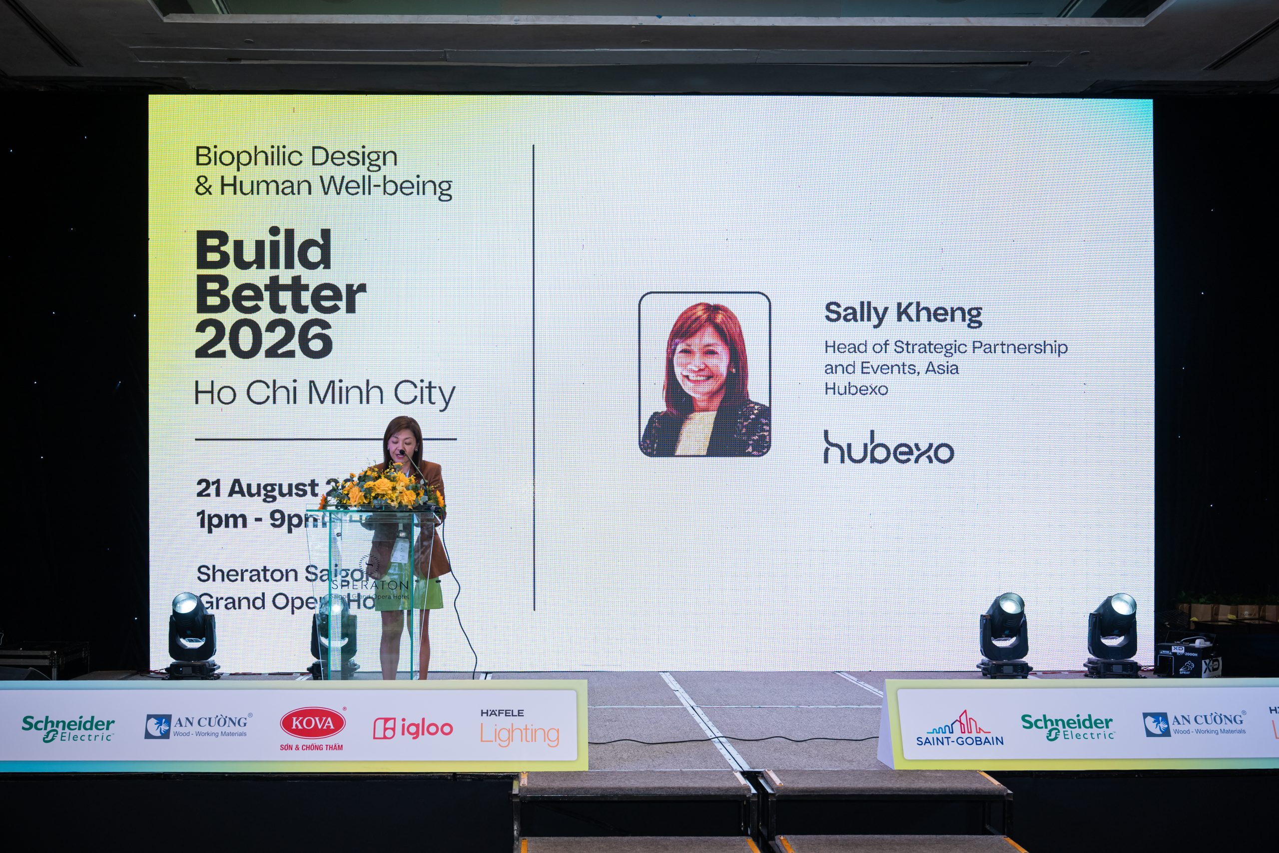 Bà Sally Kheng